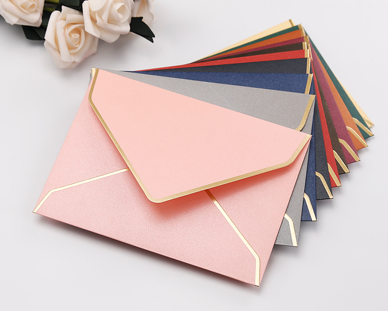 Thick Luxury Paper Colored Pink Envelopes V Flap Quick Self Seal Envelope With Gold Border for Weddings Invitations Photos