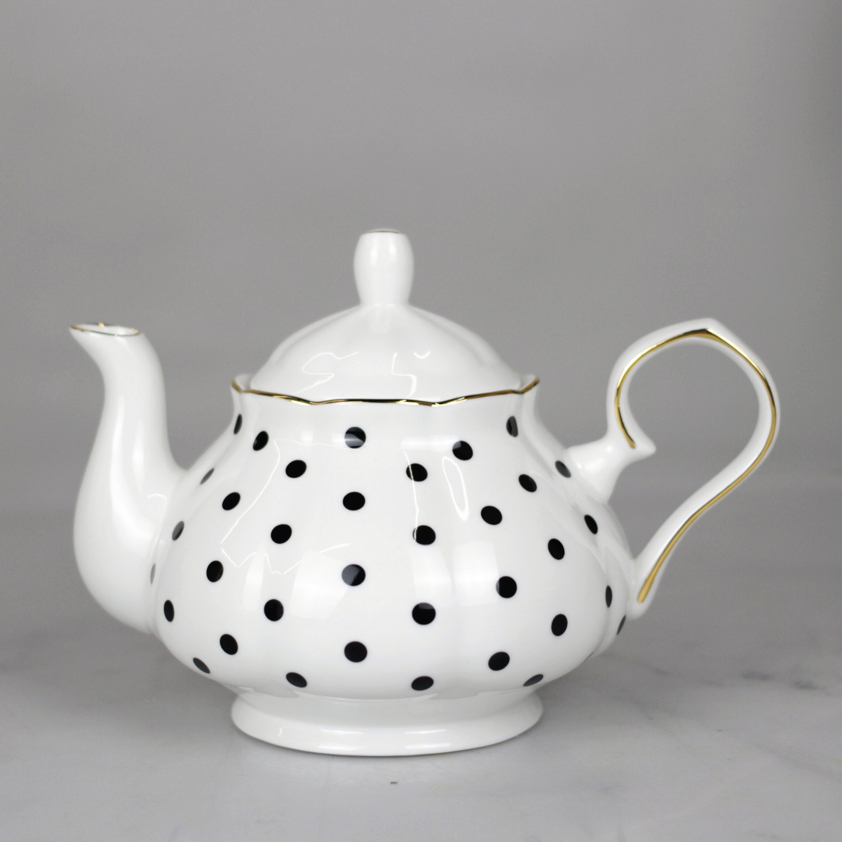 980ml European Style Classical Bone China Coffee Porcelain Teapot Ceramic Coffee Pot Afternoon Coffee and Tea Set