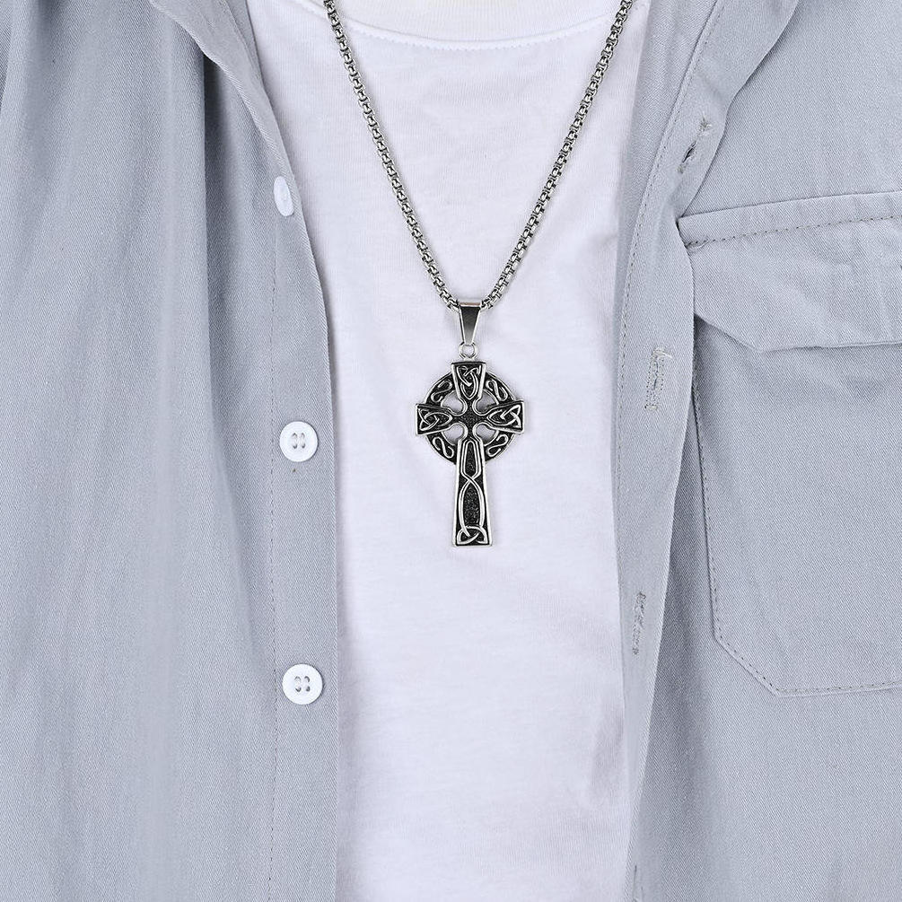 Factory Direct Sale Vintage Gothic Mens Latest Trendy Stainless Steel Celtic Knot Cross Pendant