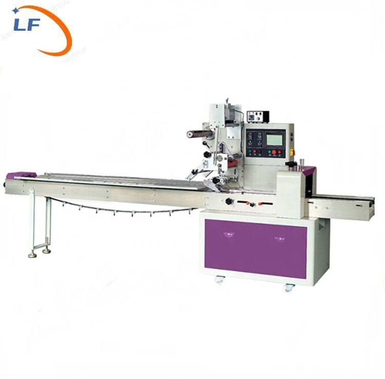 Small candy wrapping machine cake chocolate candy flow wrapping packing machine