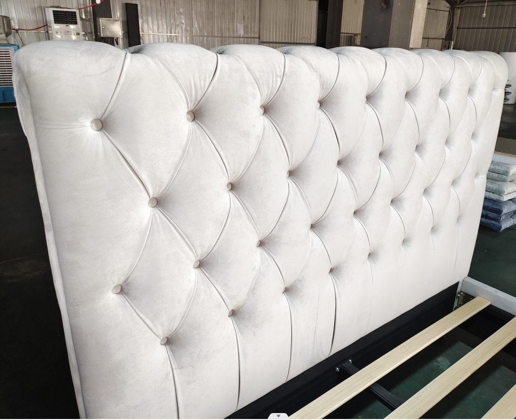 Modern Bedroom Furniture Tufted Upholstered Velvet Queen king Hot Selling bed