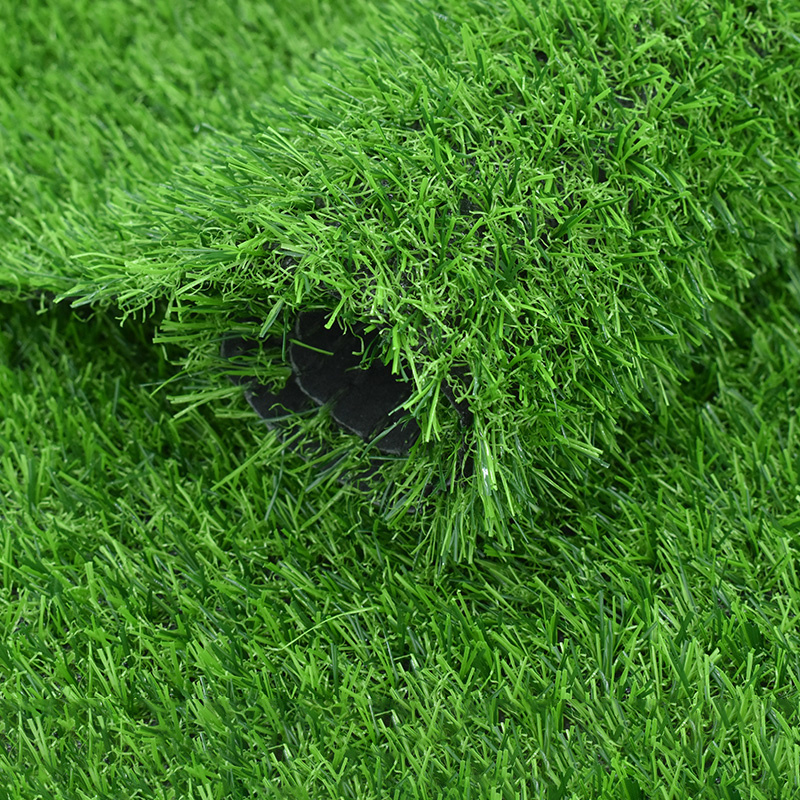 Clearance high-end green carpet grass roll for Football field