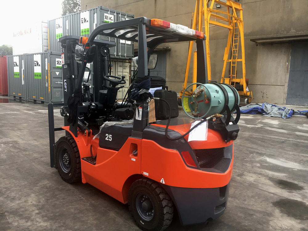 Ce  Double /Triple Mast 2.0 /2.5 /3.0 /3.5 Ton komatsu forklift LPG Gas Gasoline Forklift