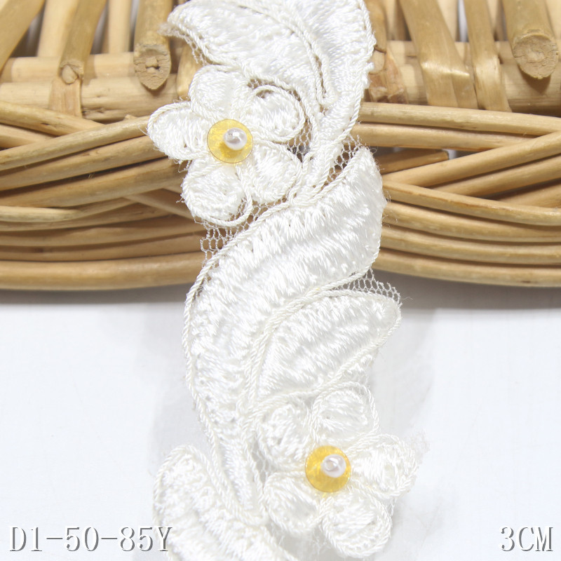 White Guipure Lace with Beads for Bridal Wedding Dress 3cm Flower Embroidery Chemical Lace Polyester Fabric