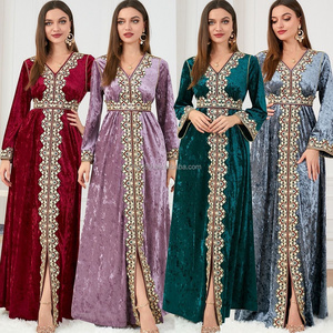 Traditional festive dress Muslim dress Arab women's abaya maxi dress in Dubai