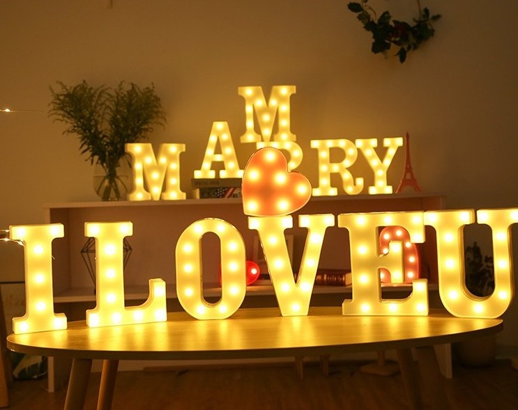 Led Plastic Small Giant Bulb Letters Signs Light Up 3D Decorative Marquees Letters For Wedding Birthday Alphabet Lamp