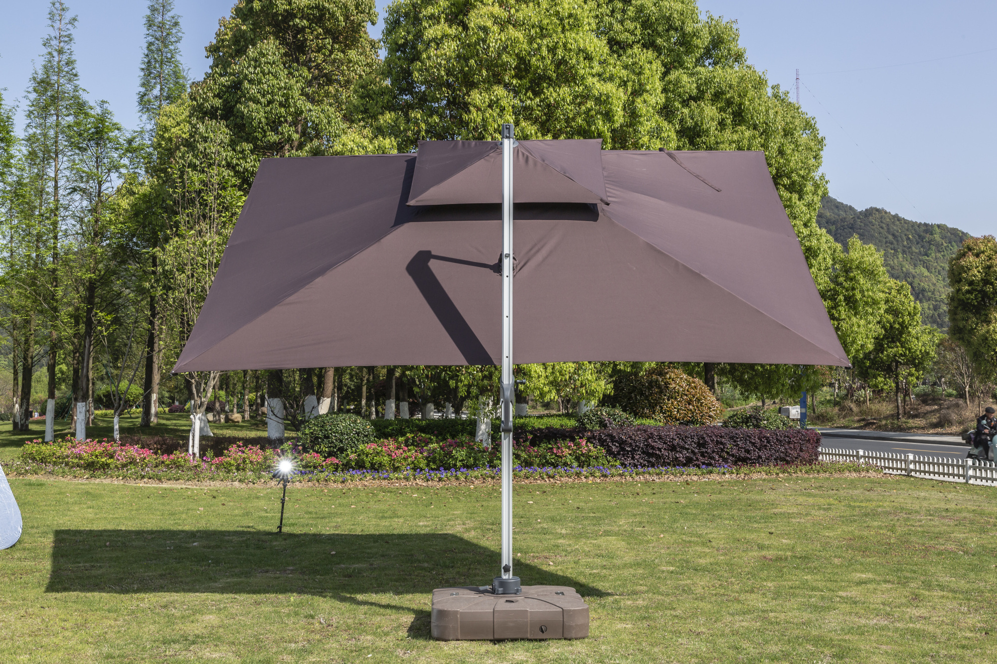 Custom patio umbrella garden beach umbrella outdoor solar power parasols large roman umbrella