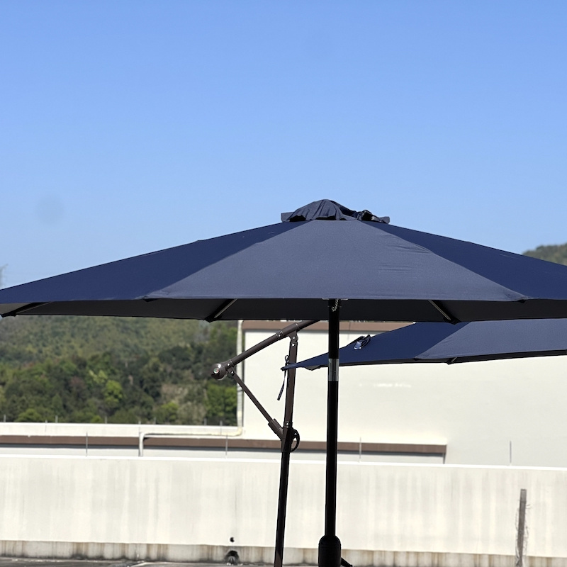 Chinese custom outdoor beach parasol promotional umbrella To shield you from the wind and rain