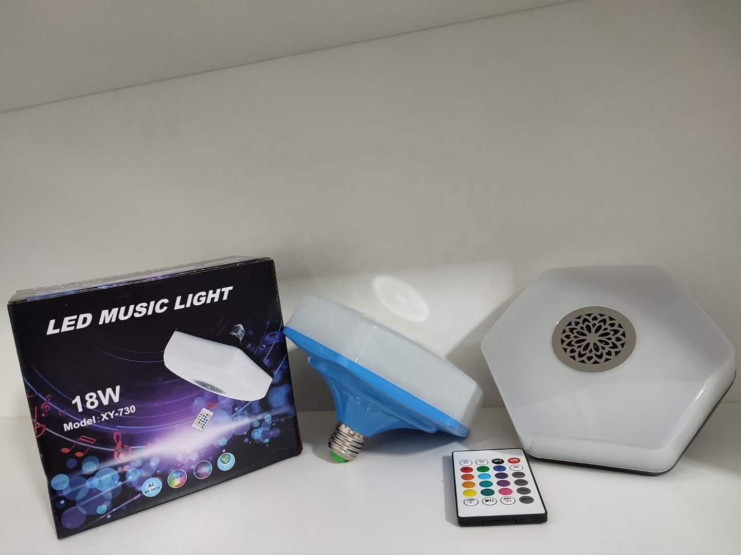 E27 B22 hexagonal led bulb black or blue ABS ac100-240v RGBW bluetooth magic bulb speaker music bulb