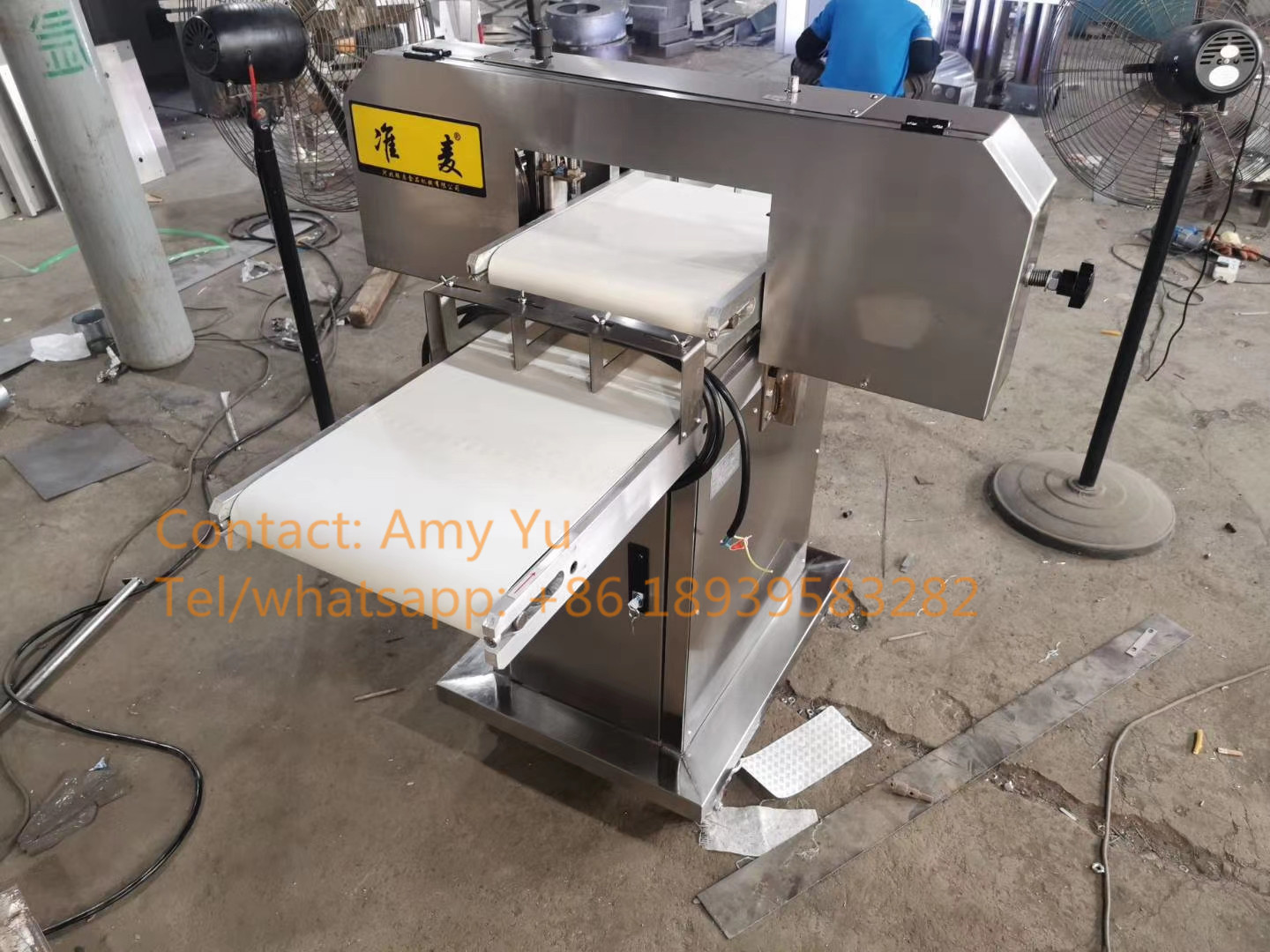 Automatic bread slicing machine / adjustable hamburger slicer for bread cutting