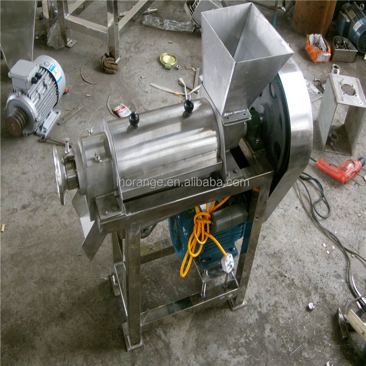 304Stainless steel fruit / vegetable crusher and juicer/cactus tomato spiral juicer extruding machine