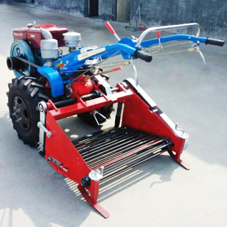 Tractor Mounted Single Row Potato Harvester Machinery /Small Sweet Potato Digger/Walking Tractor peanut harvester