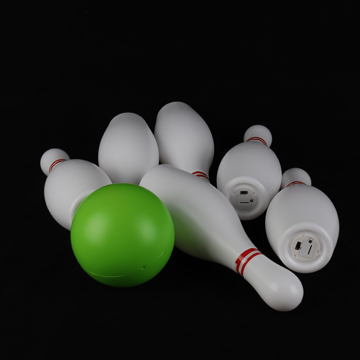 Light up Bowling Ball Toys Set,Bowling Pins Toy Game with 10 Pins & 2 Balls Fun Sports Games for Kids Toddler Indoor