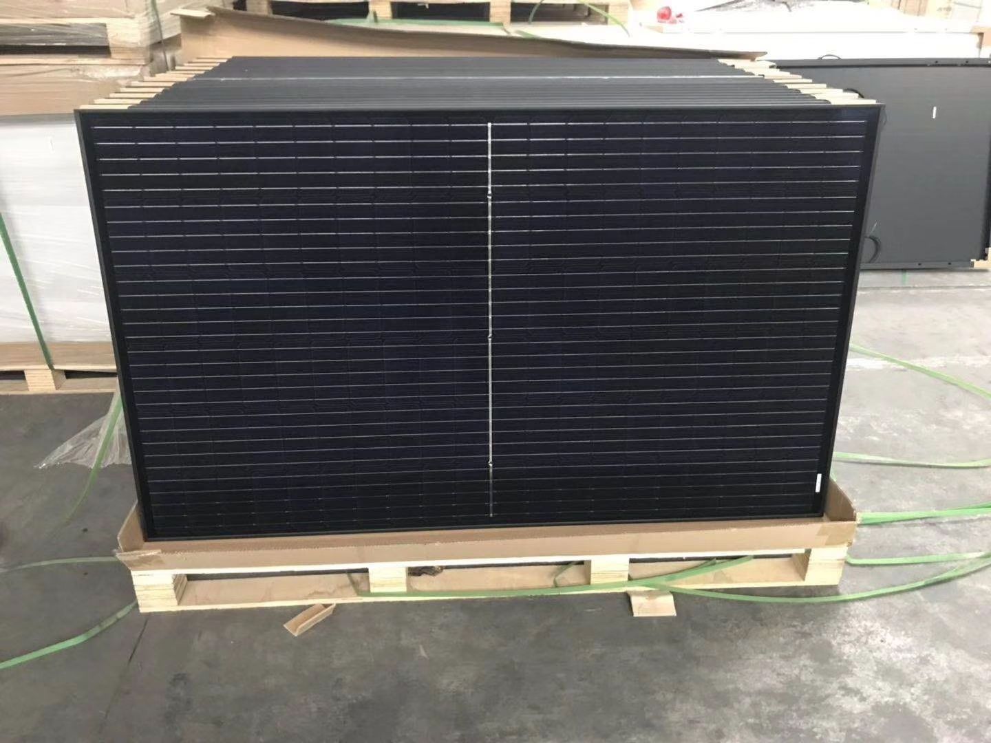 A Grade Jinko 330w Solar Panel 320 Watt Mono Solar Pv Modules Full Black 330w For Roof Installation