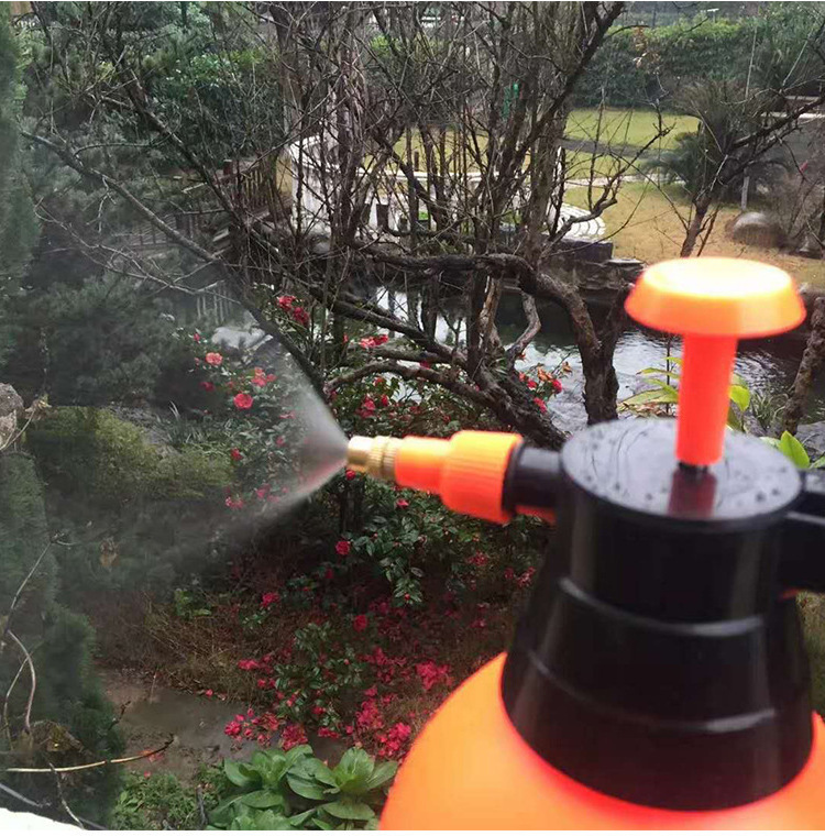 2L Plastic Garden Power Sprayer Bottle Air Compression Manual Pump Hand Pressure Garden Sprayer