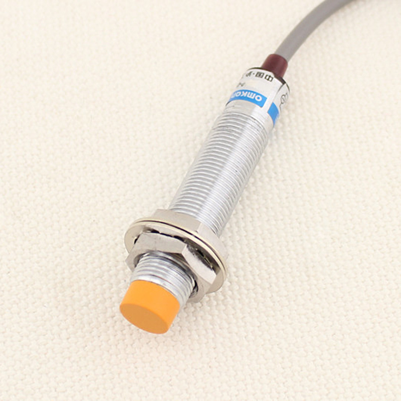 LJ12A3-4-Z/BX Inductive proximity sensor switch M12 4/5mm 2/3/4-wire PNP NPN IP67 LJ12A3-4-Z/AXBYAYEXDXCXCY LJ12A3-5-J/EZDZEDZ