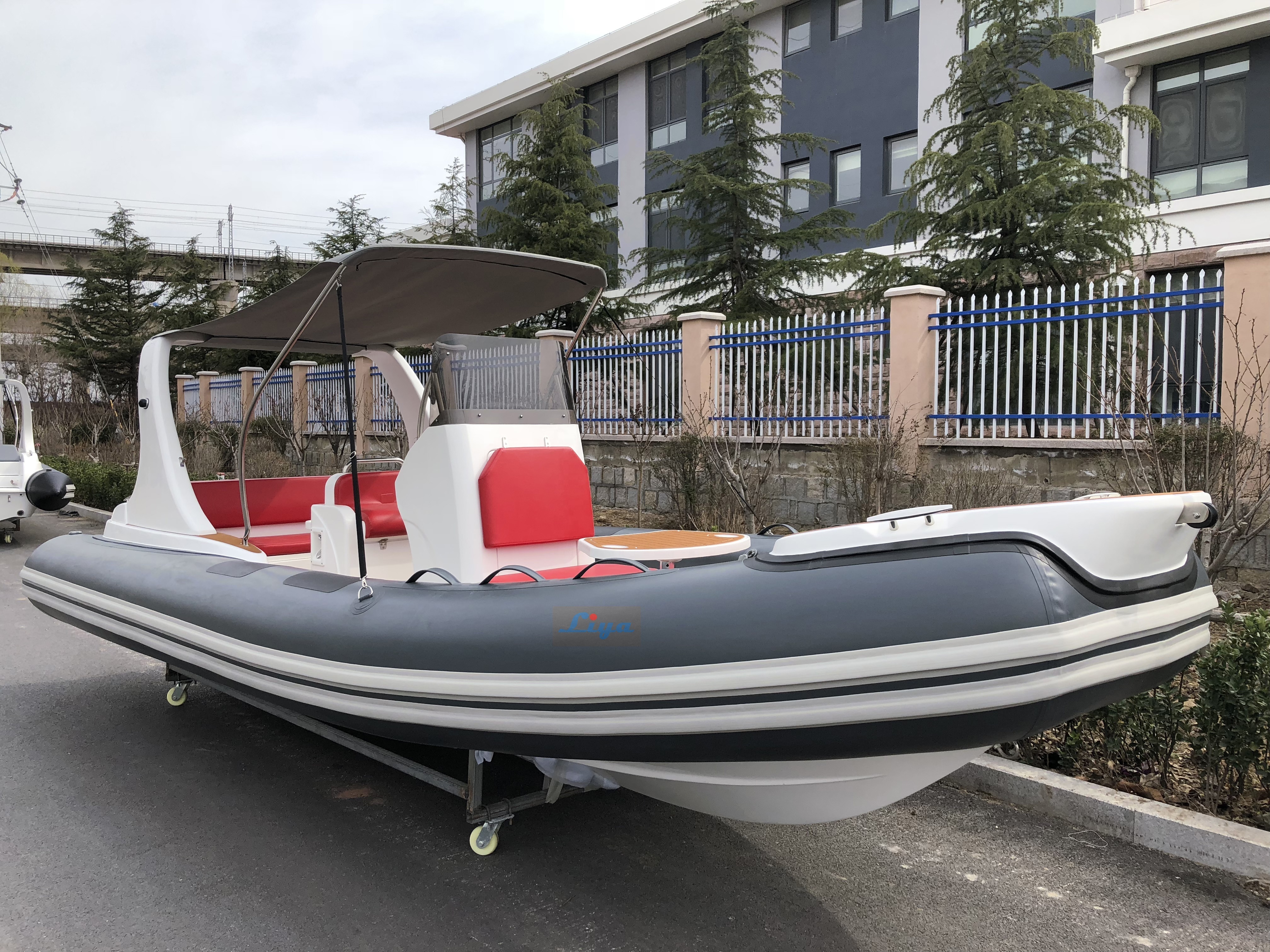 Liya 6.2m center console hard bottom dinghy