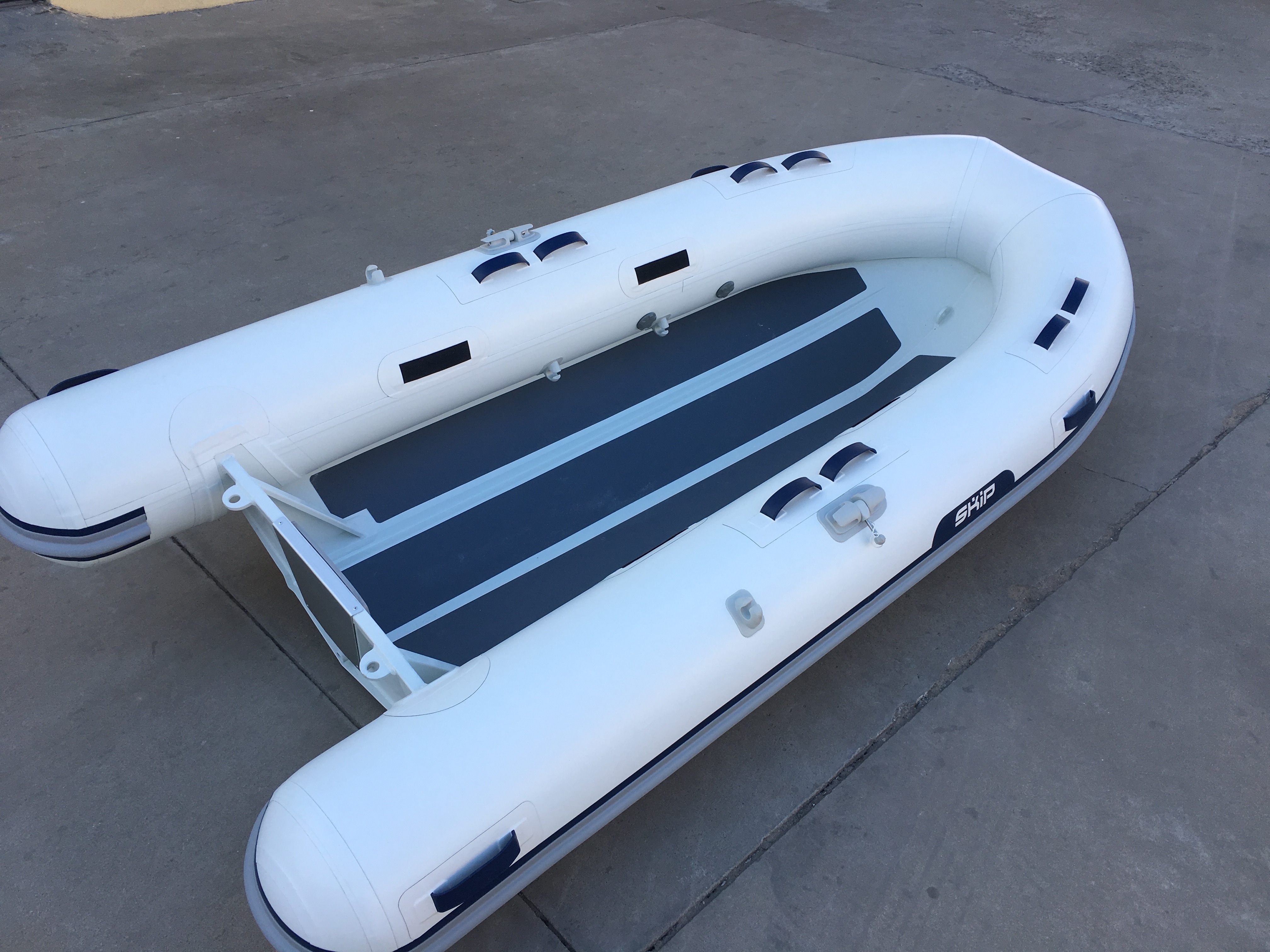 Liya 580 Rescue Boats Aluminum Ce OEM Aluminum Pontoons for Pontoon Boat