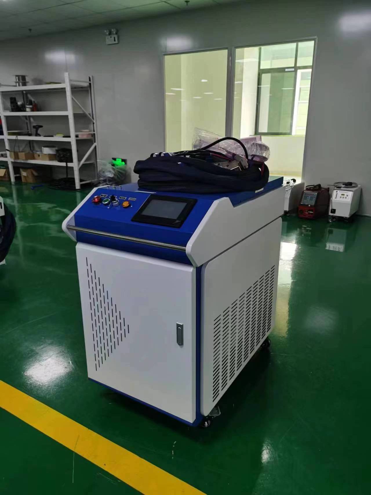 Fiber Laser 3 In 1 1000W 1500W 2000W Welder Cleaner Cutter Handheld Laser Welding Machine For Metal