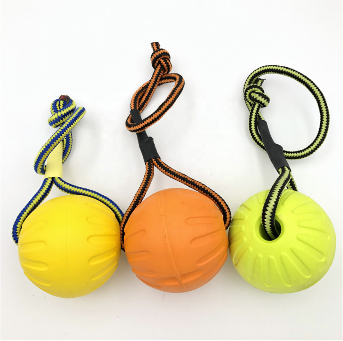 Wholesale Swing and fling chew ball durable foam rope ball dog toy larger dogs interactive training toy