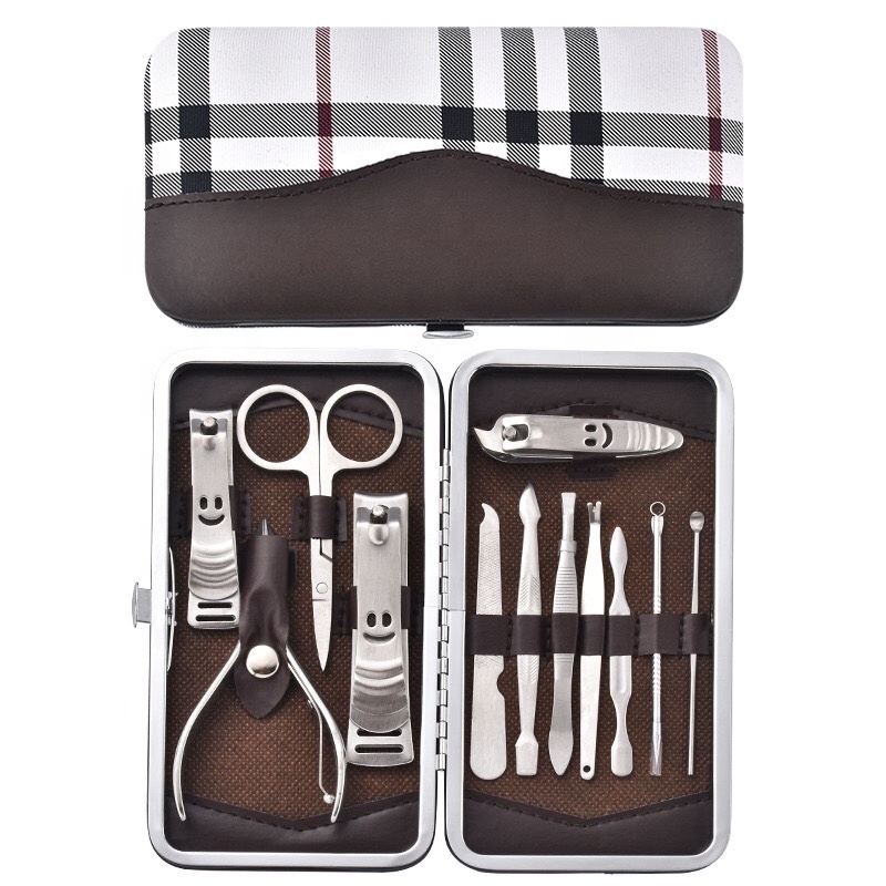 High quality Stainless Steel 12Pcs Manicure Set Pedicure Set With Case Nails Clipper Kit 12Pcs/set