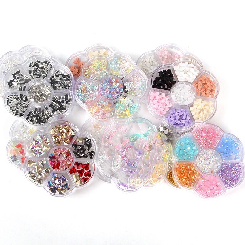 New Styles Mix And Match Nail Art Jewelry 3D  Butterfly Bear Mixed Boxed Nail Decoration Diamond Accessories