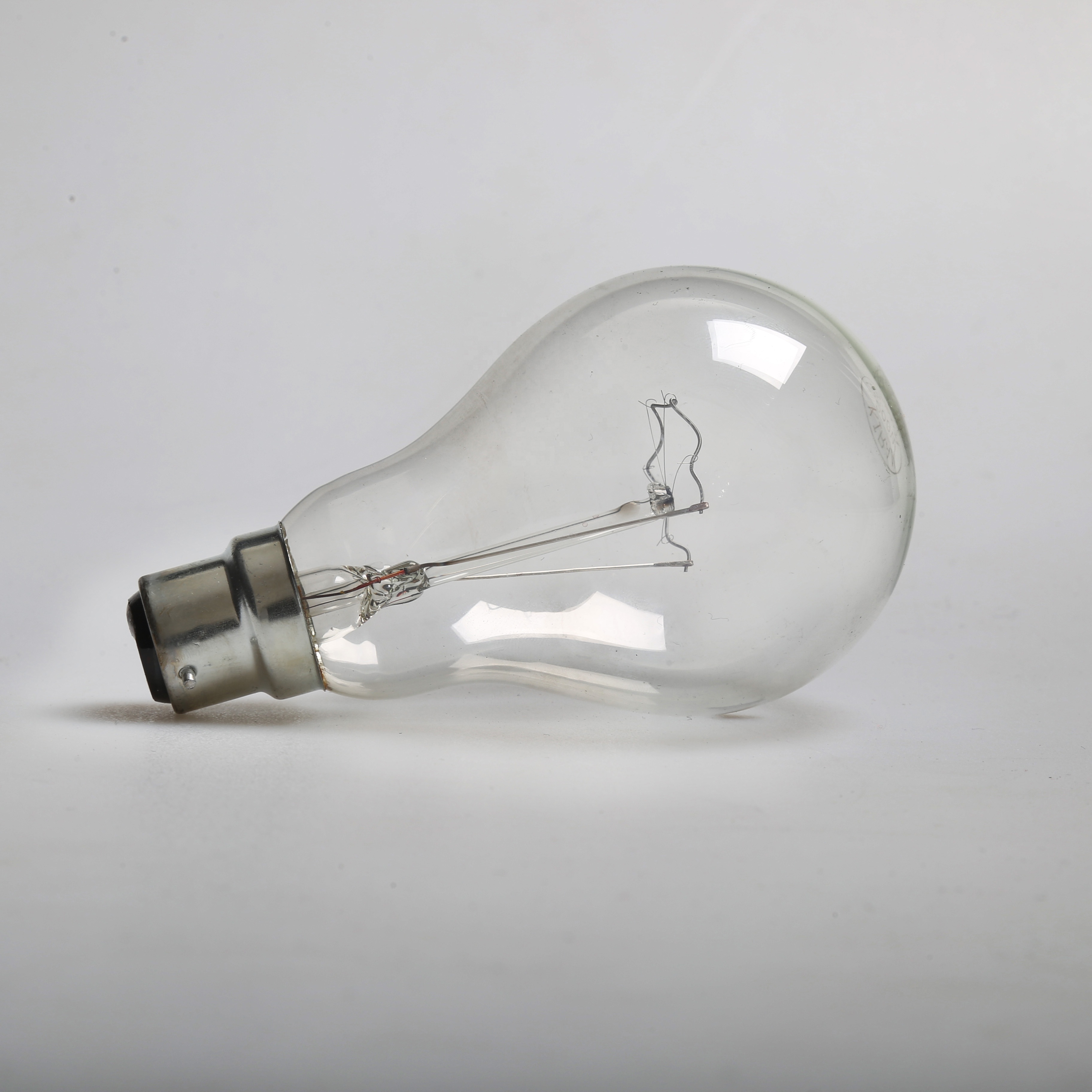 Incandescent Lamp 60 Watt Clear B22 Bulbs 230V