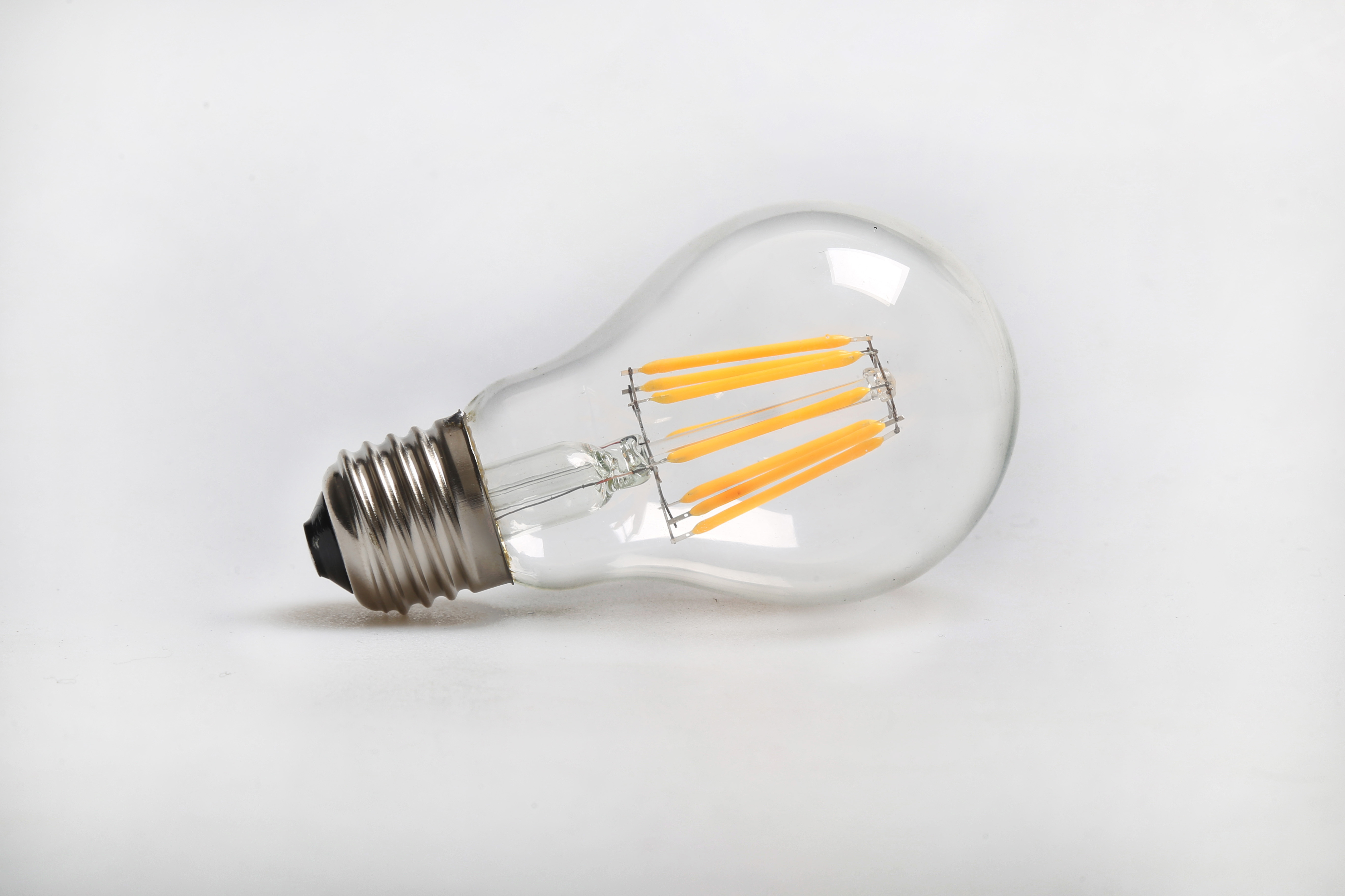 60 Watt Equivalent E27 LED Filament Light Bulbs Warm White 6W 2700K Non-Dimmable A19 LED Light Bulb with 80+ CRI