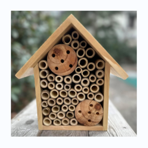 Mason Bee Houses Outdoor Wooden Bee Hotel Garden and Yard Hand-Made Bamboo Bee Hive for Butterflies and Ladybugs