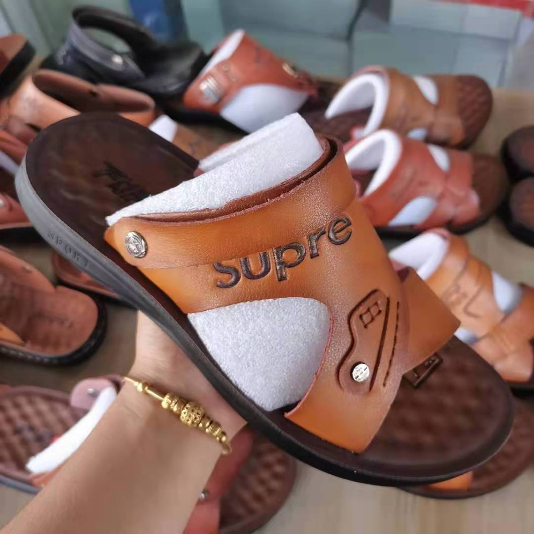 Mixed bulk wholesale Men's beach shoes fashion Cheap Price leather sandals flat men sandals shoes big size