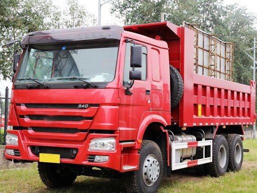 Super Performance SINOTRUK HOWO 40 Ton 8*4 Fence Cargo Truck