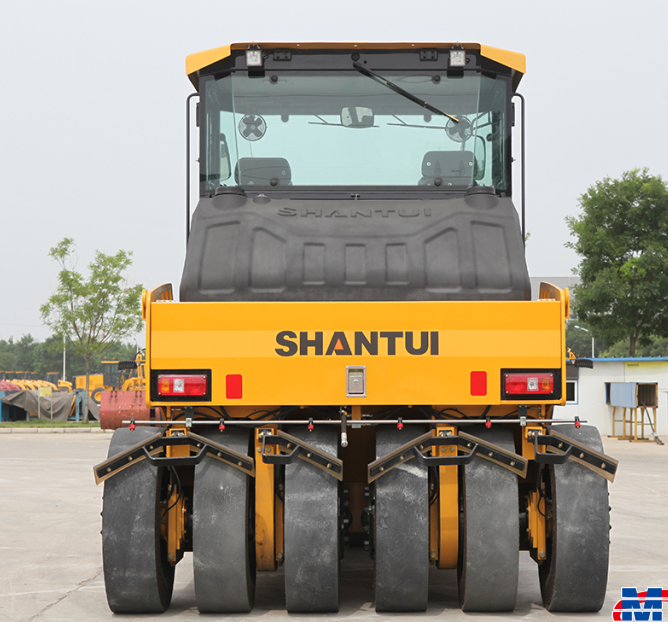 SHANTUI Tyre Road Roller 16T Clearance Tandem Manual Vibrating SRT16H-B6F Soil Compactor