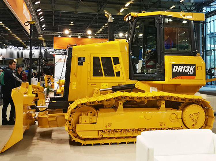 SHANTUI Bulldozer DH13K with Low Emissions Engine