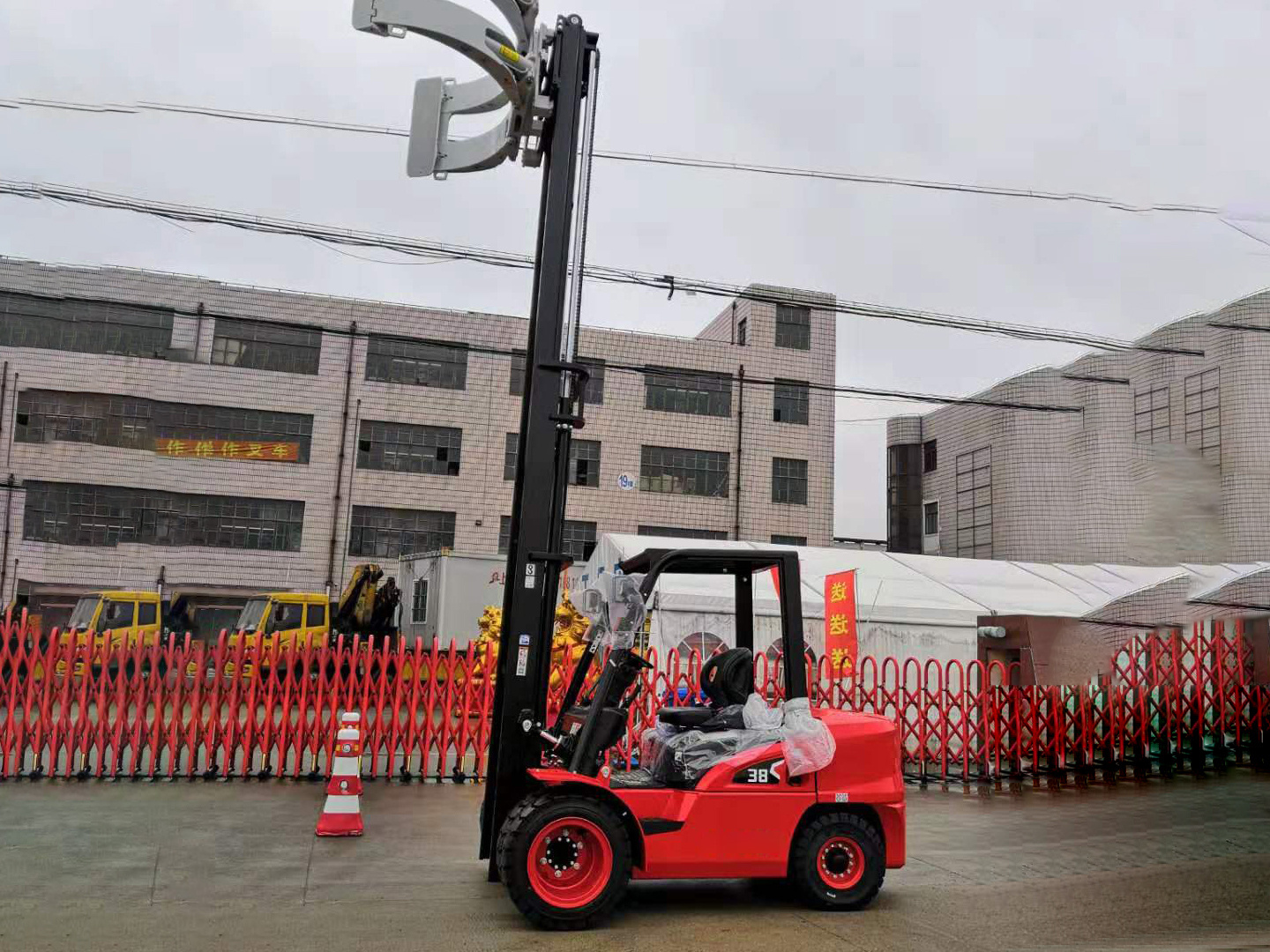 China specialize in forklift research brand 3.8ton forklift with side shift CPCD38-A for sale in Albania