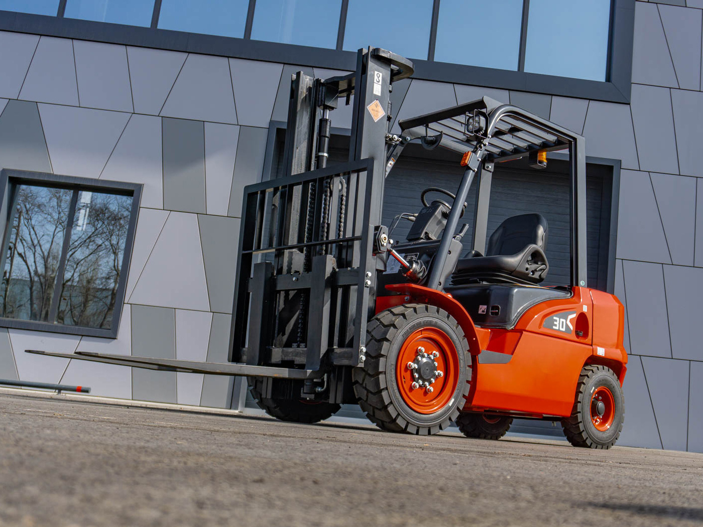 Chinese Popular Brand 3 ton Small Forklift CPCD30-X with Solid Tire sale in Algeria