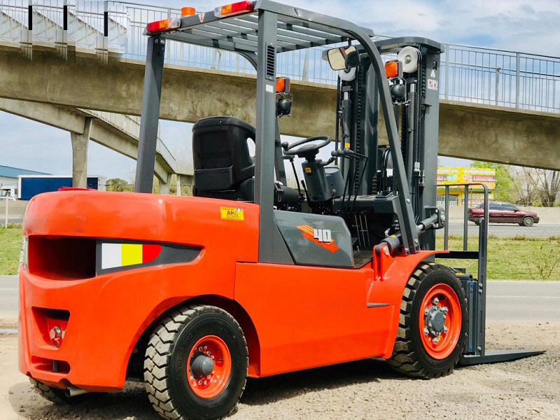 CPD40S 3t 5t 7t Side Loader Forklift Truck