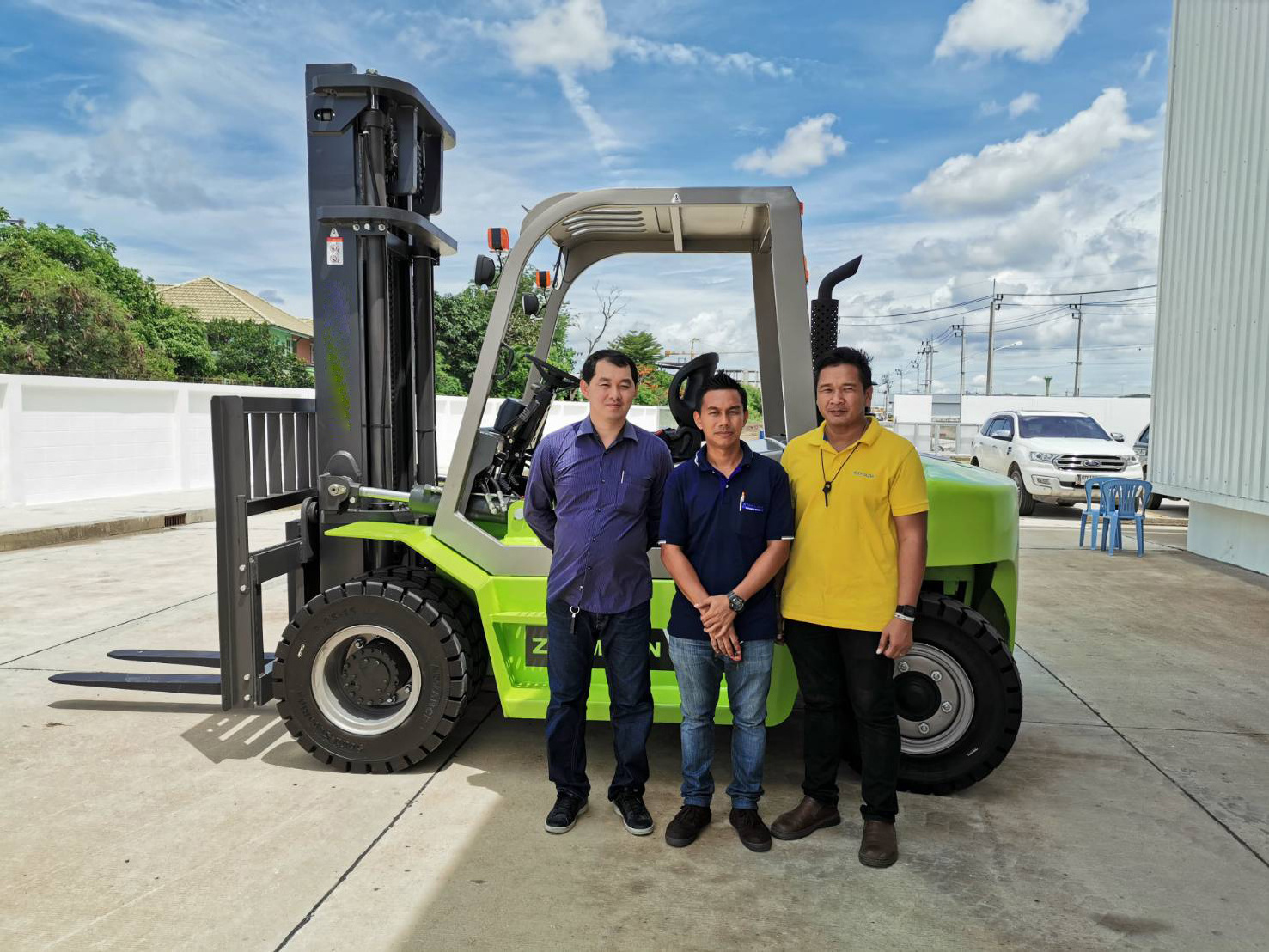 Hot sale 160T FD160Z Warehouse Forklift Made In China Cheap Price Forklift