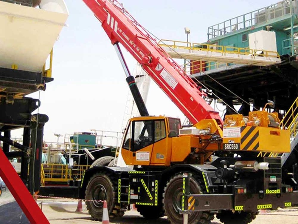 90ton Mobile Hydraulic SRC900T Rough Terrain Crane With Five-section Boom For Sale