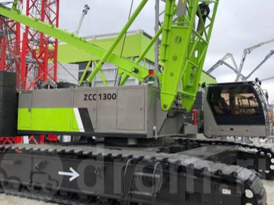 China Famous Brand ZCC11800 Boom Crawler Crane 800 Ton with Good Quality