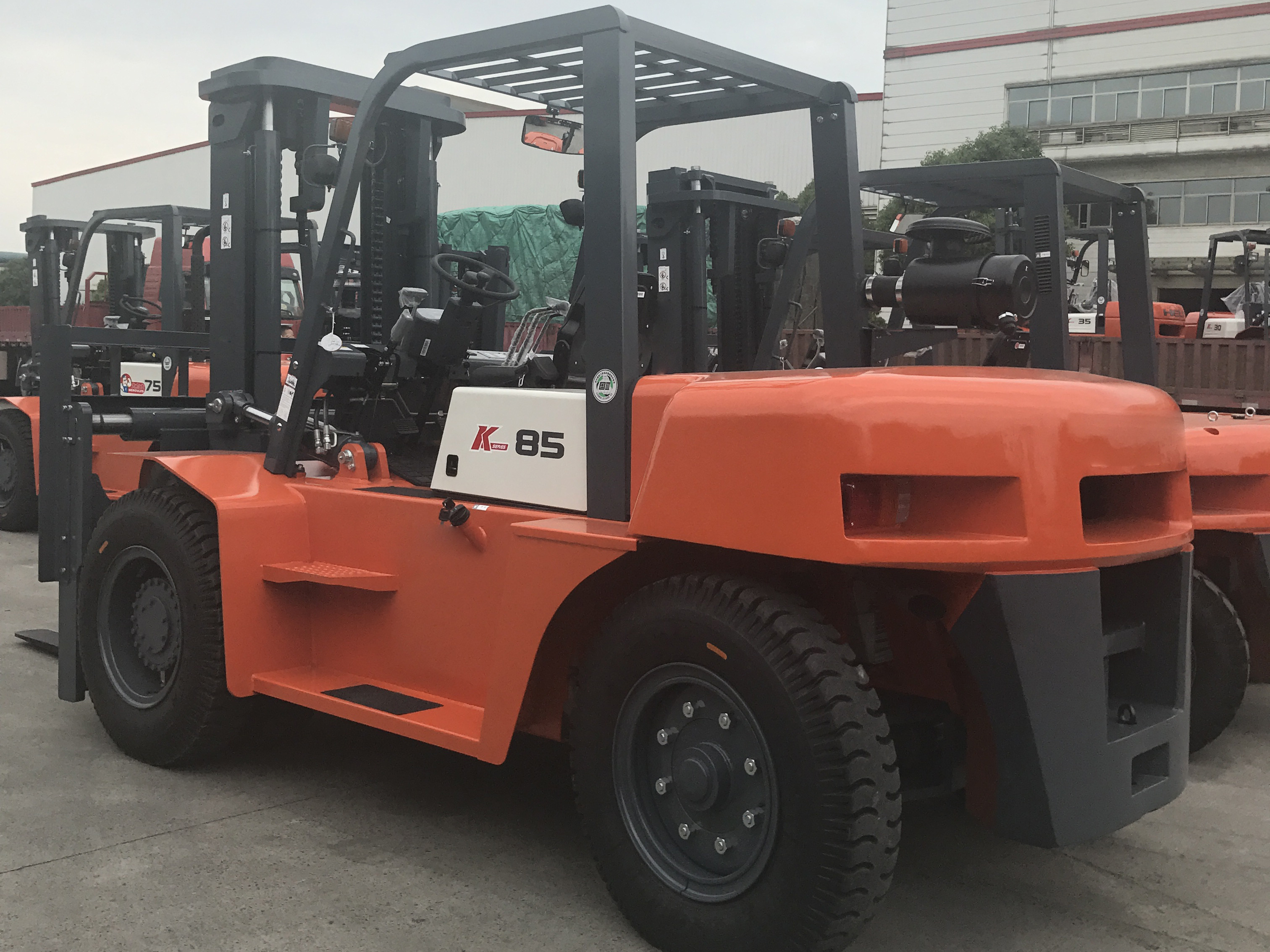 High Efficiency 10Ton Diesel Forklift Heli Cpcd100 with Competitive Price