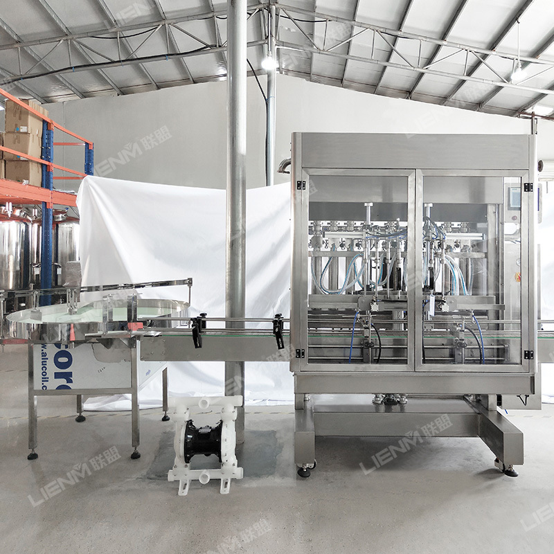 Fully Automatic LIENM 8 Nozzles Shampoo Filler Detergent Liquid Filling Capping Machine