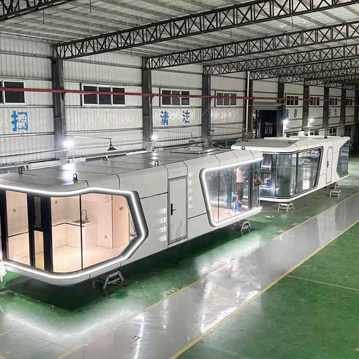 2023 New Mobile Homes Casa Pequea Tinyhouse Prefabricated House 3 Bedrooms And Living Room Yunsu Capsule House