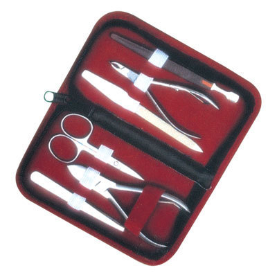 mini manicure kit wholesale nail clipper set with pu leather bag , promotion manicure kit