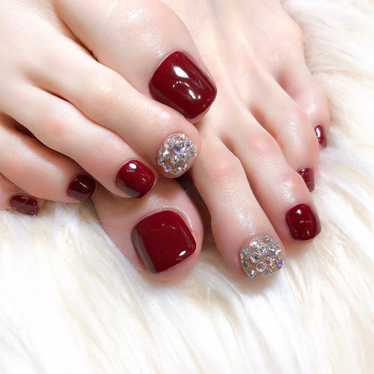 OEM Private Label New Toes False Nails 24s/box 3D Designs Foot Nail Tips Red and white gold foil Press On Nails