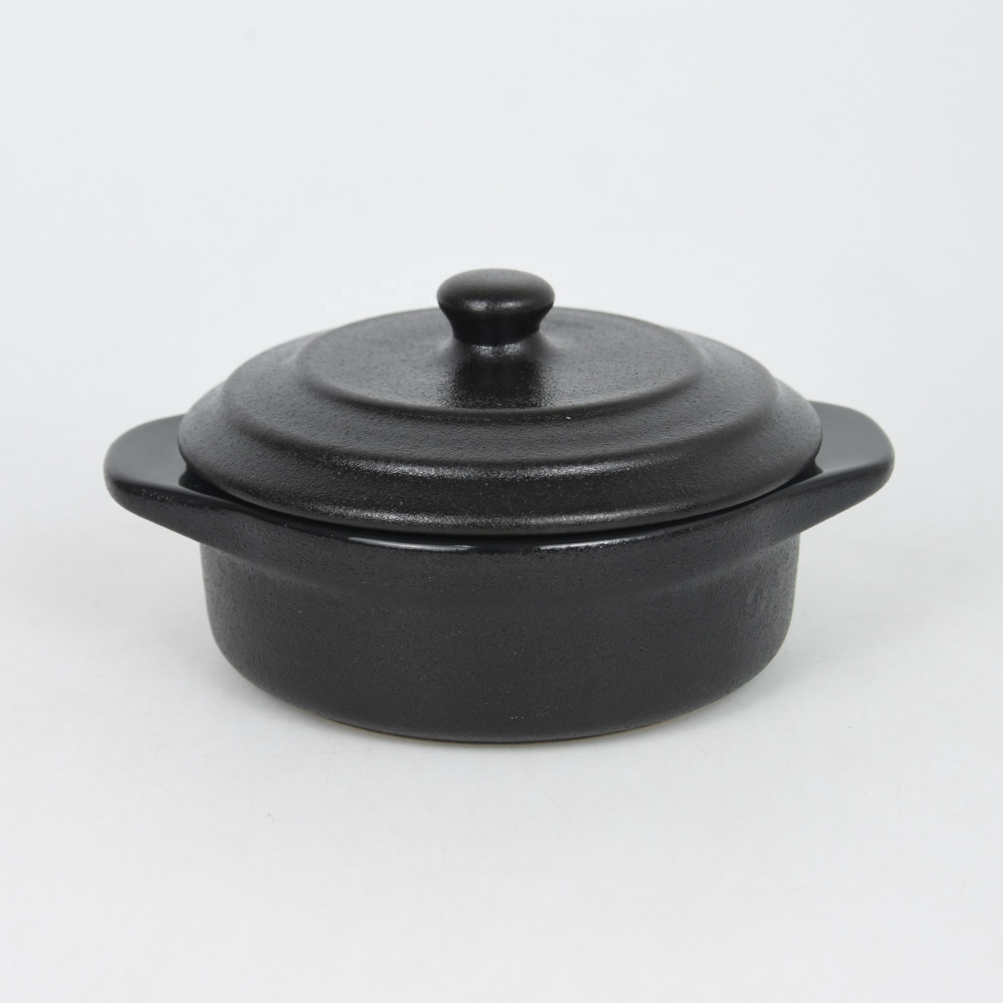 400 ml stoneware soup pot with lid, iron rust glaze stock pot with lid, black iron rust glaze ceramic casserole