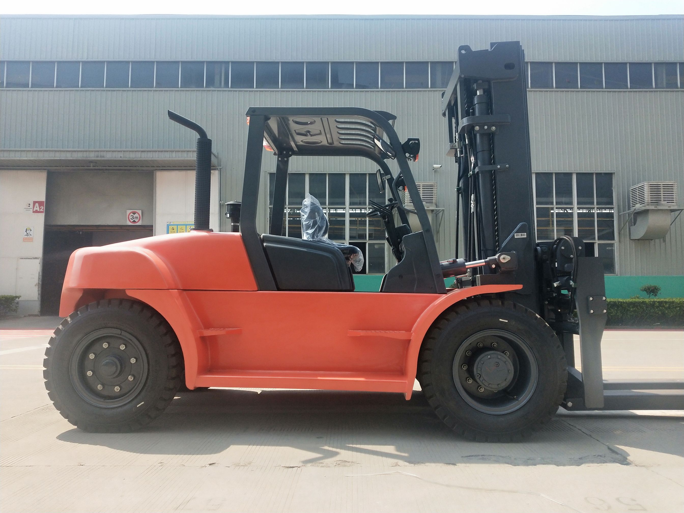 Shanghai Vift FD150 15 ton diesel forklift price