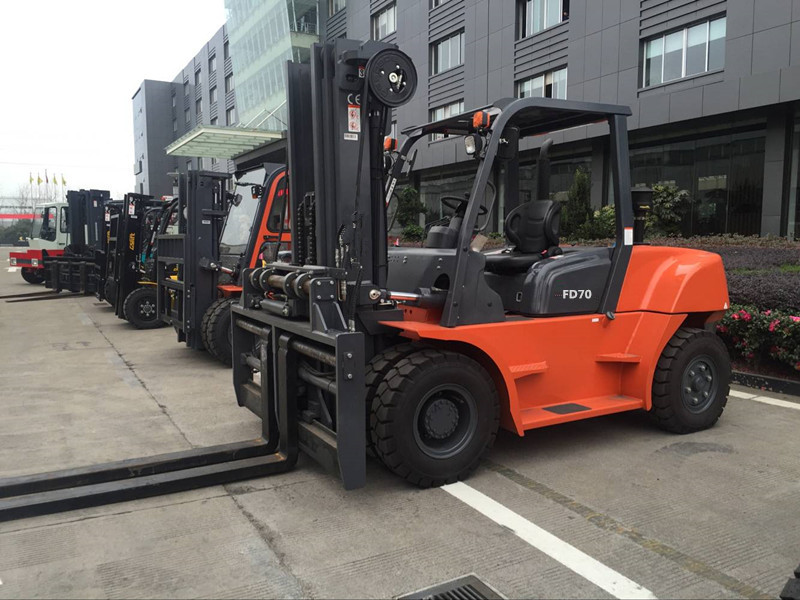 Shanghai Vift FD150 15 ton diesel forklift price