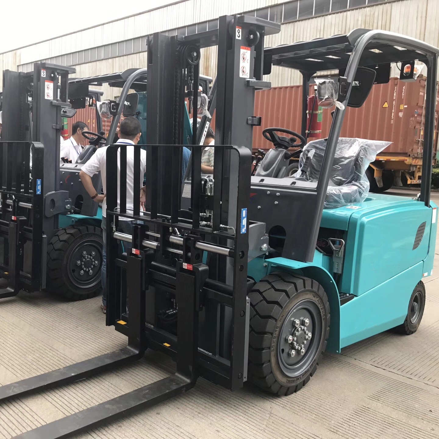 lithium-ion forklift 6 ton 3.5 ton 5 ton 3 ton 2.5 ton 2 ton 1.5 ton 7 ton mini new lithium electric forklift with solid tire