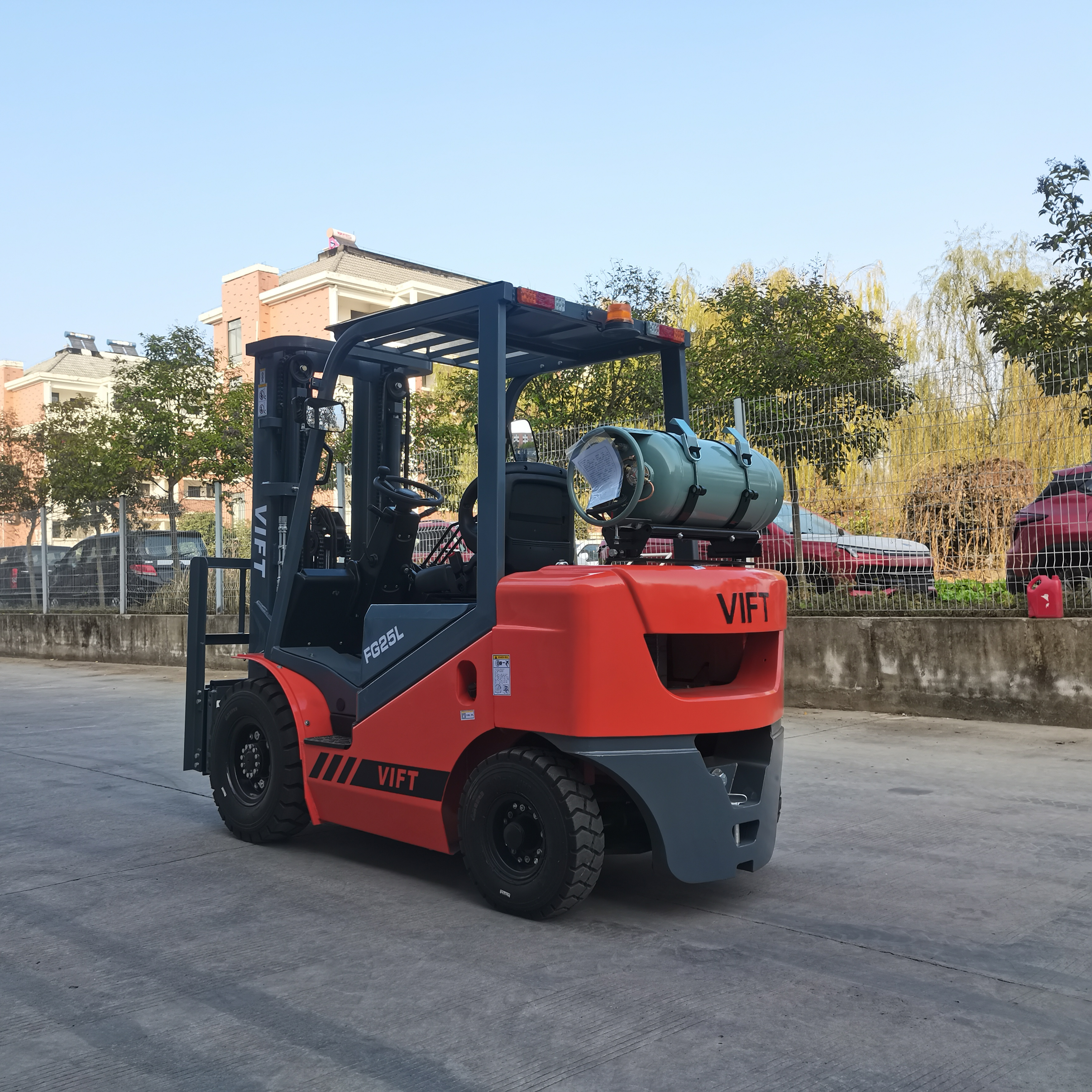 China VIFT brand 2t 2.5t 3t 3.5t mini forklift gasoline/LPG forklift with spare parts