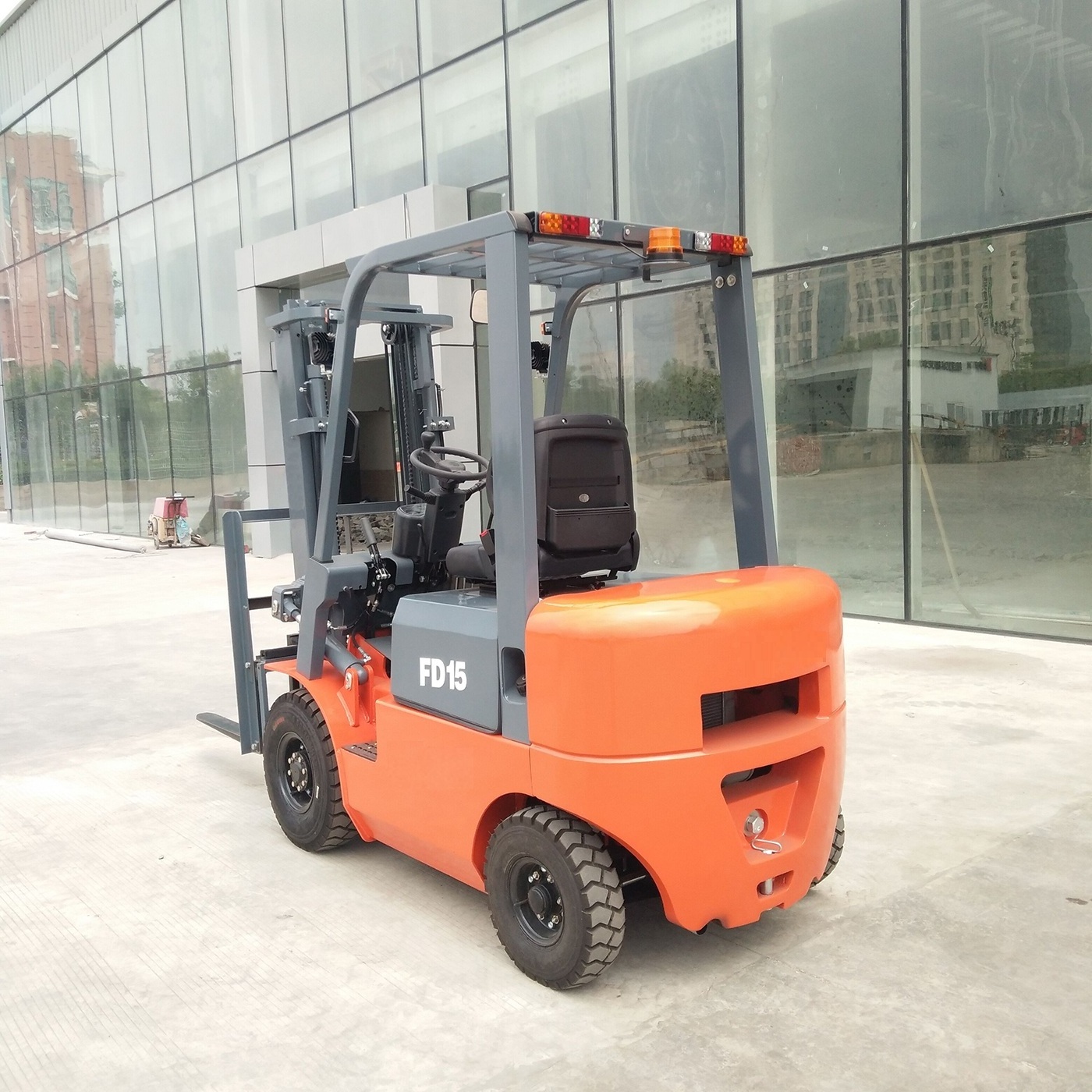 vacuum tyre 2.0 2.5 ton China wholesale fork lift truck 4ton diesel forklift with CE ISO approval